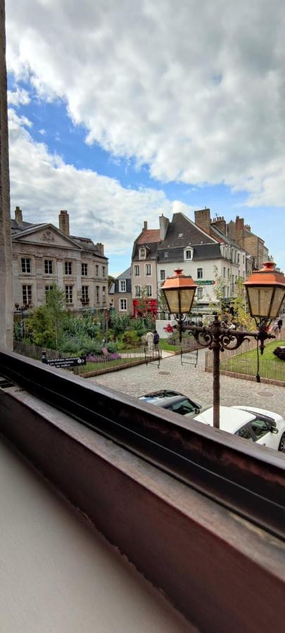 Le Godefroy De Bouillon Apartment Boulogne-sur-Mer Luaran gambar